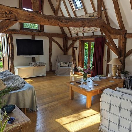 Cosy Listed Barn In Peaceful Country Village Granborough ภายนอก รูปภาพ